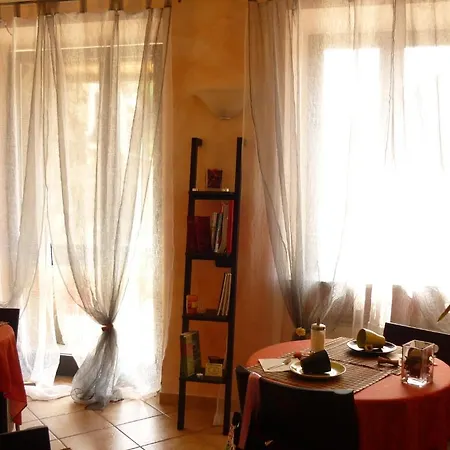 Antica Corte Bed and Breakfast Λούκα